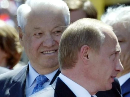 SE IMPLINESC OPT ANI DE LA MOARTEA LUI BORIS ELTIN, PRIMUL PRESEDINTE ALES IN MOD DEMOCRATIC LA KREMLIN