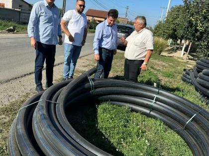 Se lucrează la extinderea rețelei de apă de la Șeitin