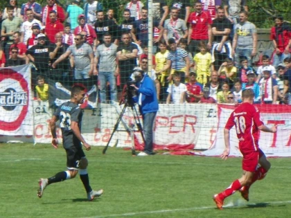 SE MENŢINE SUSPANSUL LA PROMOVARE: UTA ARAD - GAZ METAN 1-1