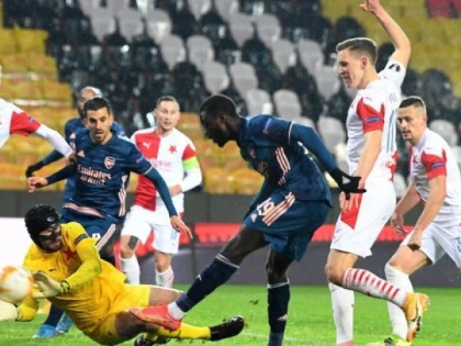 Se ştiu semifinalistele din Europa League. Slavia lui Stanciu, "călcată" de tunari