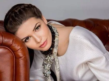 SECRETELE INTUNECATE ALE MONICAI GABOR