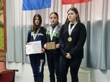 Secția de tir a CSM Arad încheie anul cu medalii naționale la juniori III