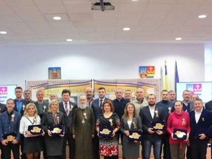 Şedinţă festivă de Centenar, la Consiliul Judeţean Arad