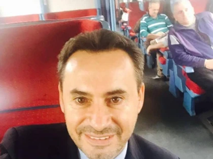 Selfie incendiar! Falcă merge cu trenul. Urmează fotografii cu Pistru plătind impozitele