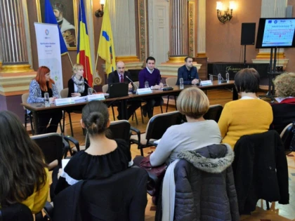 Seminar de informare privind fondurile dedicate IMM-urilor, la Primăria Arad