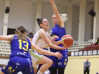 Semnal de alarmă pe litoral: FCC UAV Arad suferă al doilea eșec în campionat, 68-76 la Constanța! (FOTO)