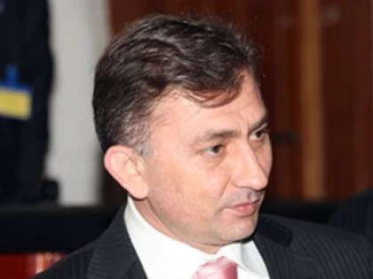 SENATORUL PNL DIAN POPESCU A FOST CONDAMNAT LA INCHISOARE CU SUSPENDARE