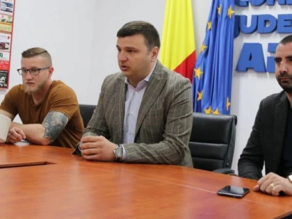 Sergiu Bîlcea: „Aradul găzduiește cel mai mare eveniment sportiv al anului, în kick-box!”