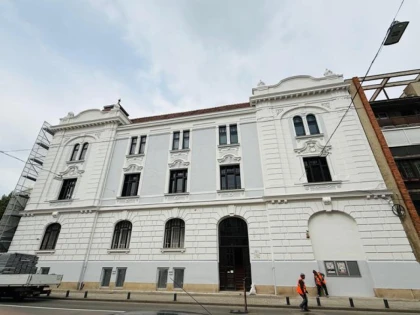 Sergiu Bîlcea, vicepreședinte al Consiliului Județean Arad: „Modernizarea Bibliotecii, aproape de final”