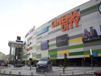 Serviciile pentru permise și pașapoarte se mută, din nou, în Galleria Mall