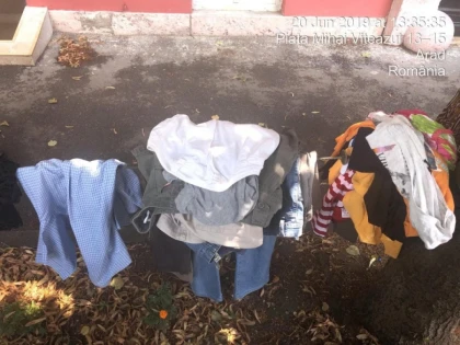 Și amendată și cu marfa confiscată. A pățit-o o arădeancă, în Piața Mihai Viteazul