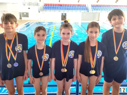 Și sportivii Gloriei Arad au scos primele medalii din apă în acest an, la Cupa Bega