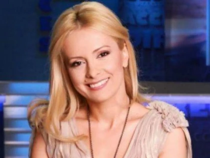 SIMONA GHERGHE RASPUNDE CRITICILOR: "AM SCRIS RANDURILE ASTEA DUPA CE AM FOST JIGNITA"