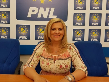 Simona Stan (PNL): „CJA investește în dezvoltarea comunei Târnova”