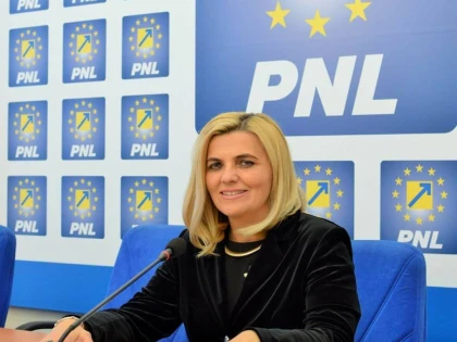 Simona Stan (PNL): „PSD îi amăgeşte din nou pe profesori!”