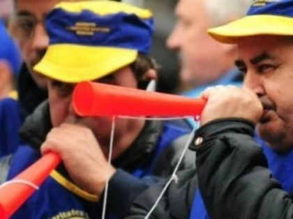 SINDICALISTII DIN DOMENIUL FEROVIAR DECLANSEAZA GREVA JAPONEZA SI AMENINTA CU PROTESTE SPONTANE