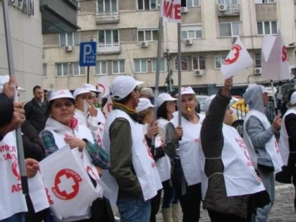 Sindicatele amenință cu greva generală la nivel național