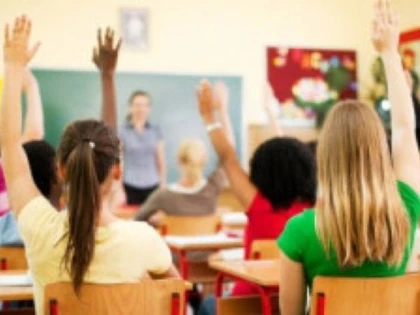 Sindicatele din Educație amenință cu înghețarea anului școlar