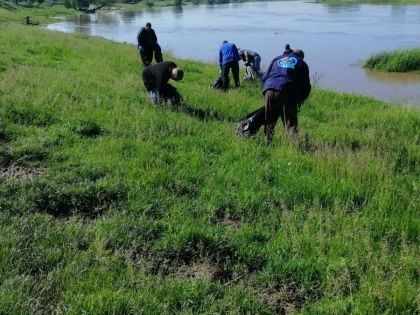 Sistemul de Gospodărire a Apelor Arad atenţionează administraţiile publice locale privind gestionarea regimului deşeurilor