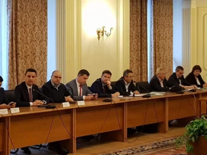 Situația gravă în care se află CET Arad a fost discutată în Parlamentul României   