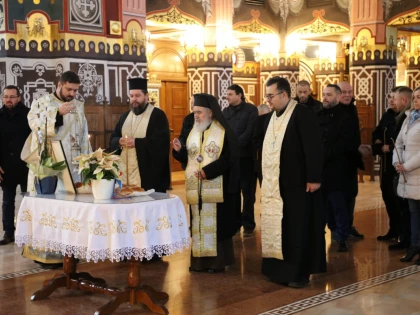 Slujbă de pomenire pentru Regele Mihai în Catedrala Arhiepiscopală din Arad