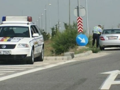 SOFER DEPISTAT CU O VITEZA DE 205 KM/H PA AUTOSTRADA TRANSILVANIA