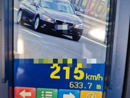 Șofer prins cu 215 km/h, pe autostrada Deva-Nădlac
