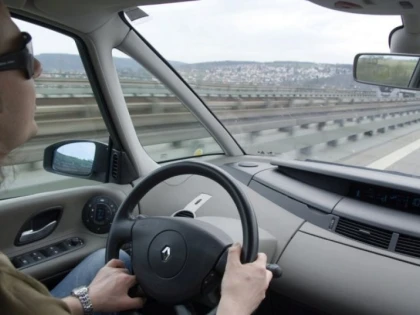 Șoferii care circula fără RCA riscă amenzi de 15 ori mai mari