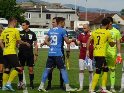 Șoimii Lipova rămâne în Liga a III-a, doar egal în returul semifinalei cu CSM Deva!