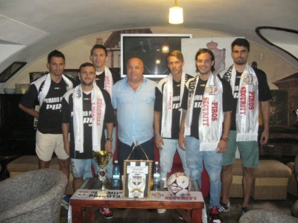 SOIMII PINCOTA SI-A PREZENTAT ASTAZI ACHIZITIILE: „AM REPATRIAT FOTBALISTI DIN FAMILIA ARADULUI” (FOTO)