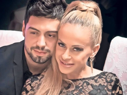 SOŢUL ANDEI ADAM, ACUZAT DE FALSIFICARE DE CARDURI