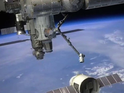 SPACEX A LANSAT PRIMII SATELITI DIN LUME CARE SUNT INTEGRAL ELECTRICI