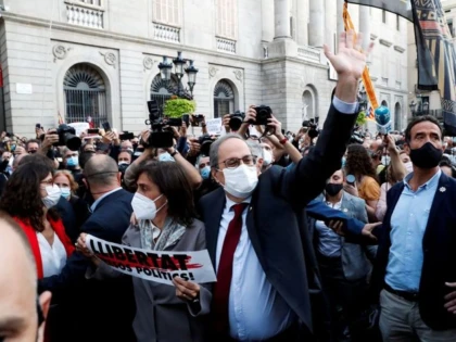 Spania: Mii de persoane au protestat în Catalonia după ce liderul separatist Quim Torra a fost suspendat din funcţie