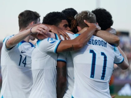 Spania și Anglia vor disputa finala Campionatului European de fotbal Under 21
