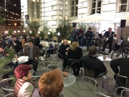 SPECTACOLE PENTRU COPII SI CONCERTE LIVE LA TARGUL DE PRIMAVARA 2015