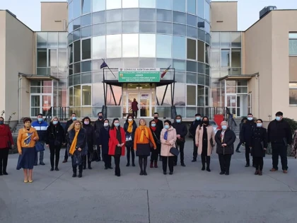 Spitalul Covid, colindat de Corul Academic al Filarmonicii Arad