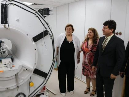 Spitalul Județean Arad beneficiază de un aparat de rezonanță magnetică nucleară
