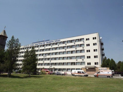 SPITALUL JUDEŢEAN ARE CONTRACTE CU HEXI PHARMA, PENTRU SĂPUN CHIRURGICAL