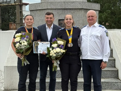 Sportive din Jandarmeria Arad, pe podium la competiții naționale și internaționale