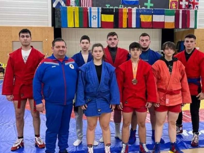 Sportivii de la CS Universitatea Arad s-au remarcat la openul de sambo din Olanda
