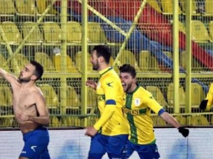 Steaua, „out” din Cupă! Mioveniul merge în sferturi