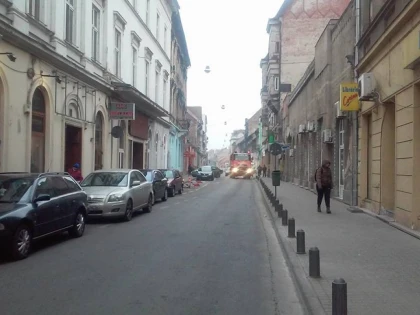 Strada Mihai Eminescu din Arad a fost blocată din cauza unui incendiu