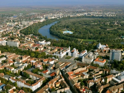 Strategia PNL pe turism dă “roade”. Aradul a pierdut 10.000 de turişti