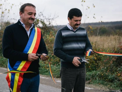 STRAZI REABILITATE LA BELIU CU BANI DE LA CONSILIUL JUDETEAN SI MINISTERUL DEZVOLTARII
