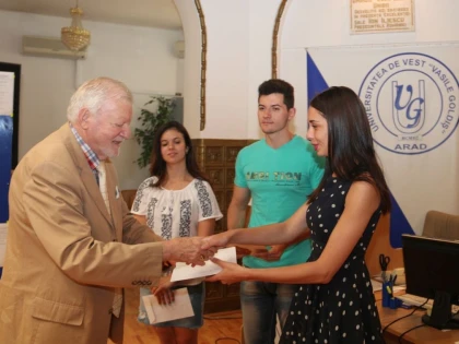 STUDENȚI MEDICINIȘTI AI UVVG ARAD, ÎN PRACTICĂ LA UNIVERSITATEA CATOLICĂ DIN LOUVAIN