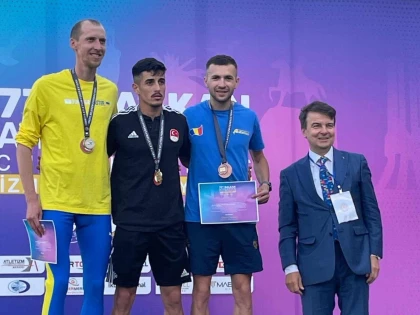 „Studentul” Nicolae Coman, de la CSU Arad, a luat bronzul balcanic în proba de 1500 de metri