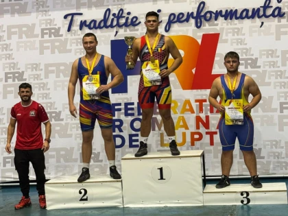 Succes remarcabil pentru luptătorii arădeni la competițiile naționale și internaționale