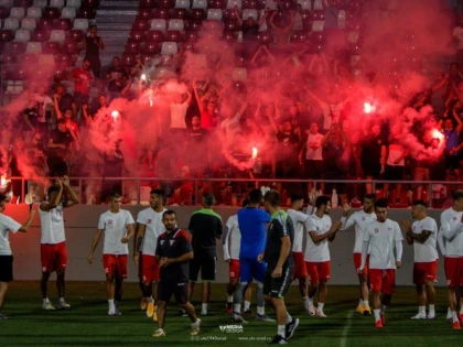 Suporterii UTA-ei au făcut atmosferă, înaintea debutului favoriţilor pe noul stadion