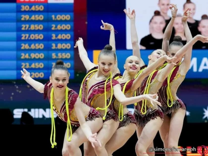 Surorile arădence Andra și Carina Crainic au debutat la Europeanul de gimnastică ritmică
