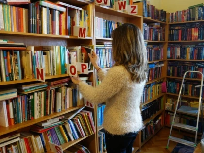 Susținere pentru proiectul Bibliotecii Județene dedicat promovării literaturii arădene